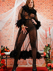 Busty Susan Wears A Black Bodystockings Over A Black Pantyhose - image nr. 5