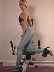 Sexy blonde in blue tights doing - image nr. 8