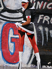 Eve Miller In Killer Plateau Heeled Boots - image nr. 2