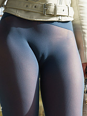 Jeny In Blue Seamless Pantyhose - image nr. 8