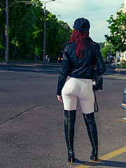 Jeny in white pantyhose outdoors - image nr. 4