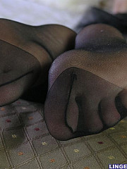 Blonde Girl With Big Fake Tits Undresses Up - image nr. 10