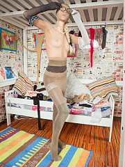 Kinky Nylon Layrs Action With A Young Slut - image nr. 11