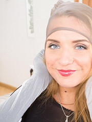 Sofi Goldfinger Loves To Puts On In Nylon - image nr. 8