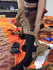 Wendy Wears A Lots Of Pantyhose And Takes - image nr. 2