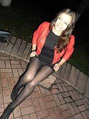 Sexy amateur teen wearing black - image nr. 3