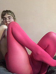 Girls in red pantyhose show hersef for - image nr. 2