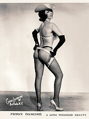 BW photos with ladies in pantyhose from - image nr. 3