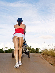 Gorgeous mature lady Roni nuts about - image nr. 1