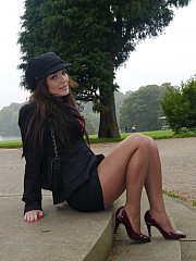 Girl In Showing Off Her Sexy Legs In Barely - image nr. 8