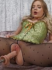 Recommended on TV Nylons: collections about Pantyhose